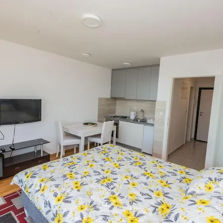 Apartment Hafsa View *